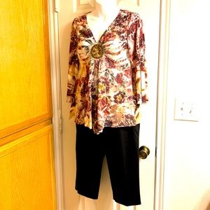 Worthington Black Capris